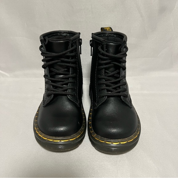 Dr. Martens Docs Combat Boots Toddler Size 7 Grunge Style - Picture 3 of 8